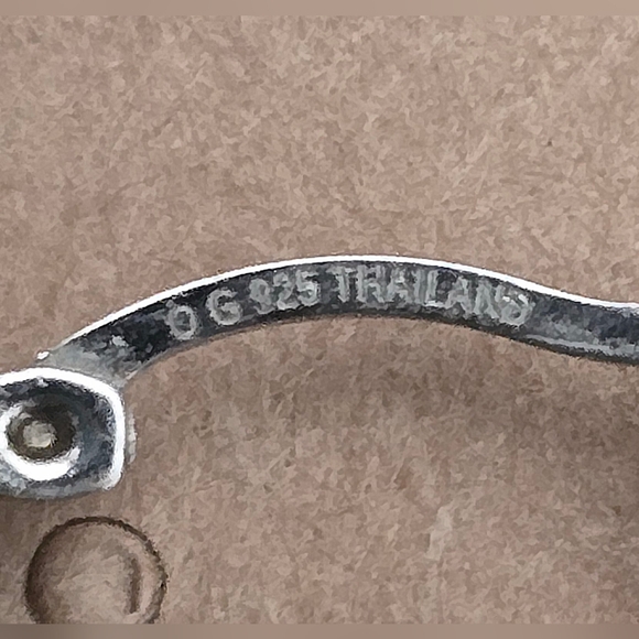 NWOT VTG 925 Sterling Silver Vermeil Diamond Cut Hoop Earrings - Picture 4 of 4